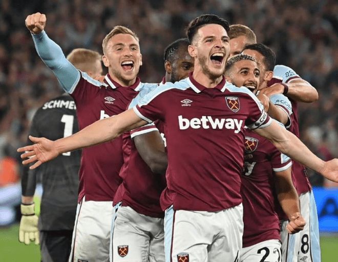 19投狂轰38分7助！女篮后卫线又杀出一王牌：宫鲁鸣这次看走眼了