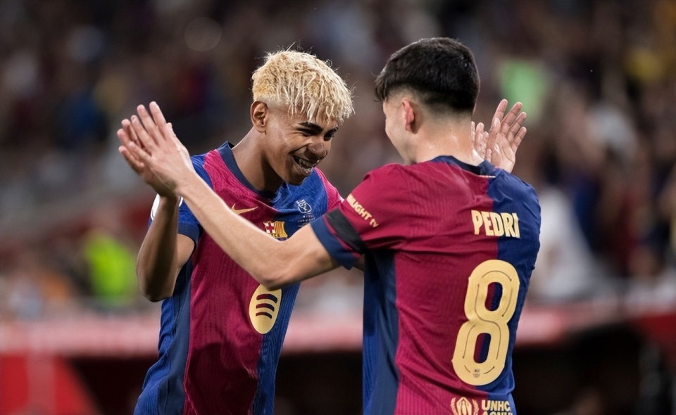 亚精英赛战报：陈威屡献神扑，海港0-0险平柔佛新山仍垫底