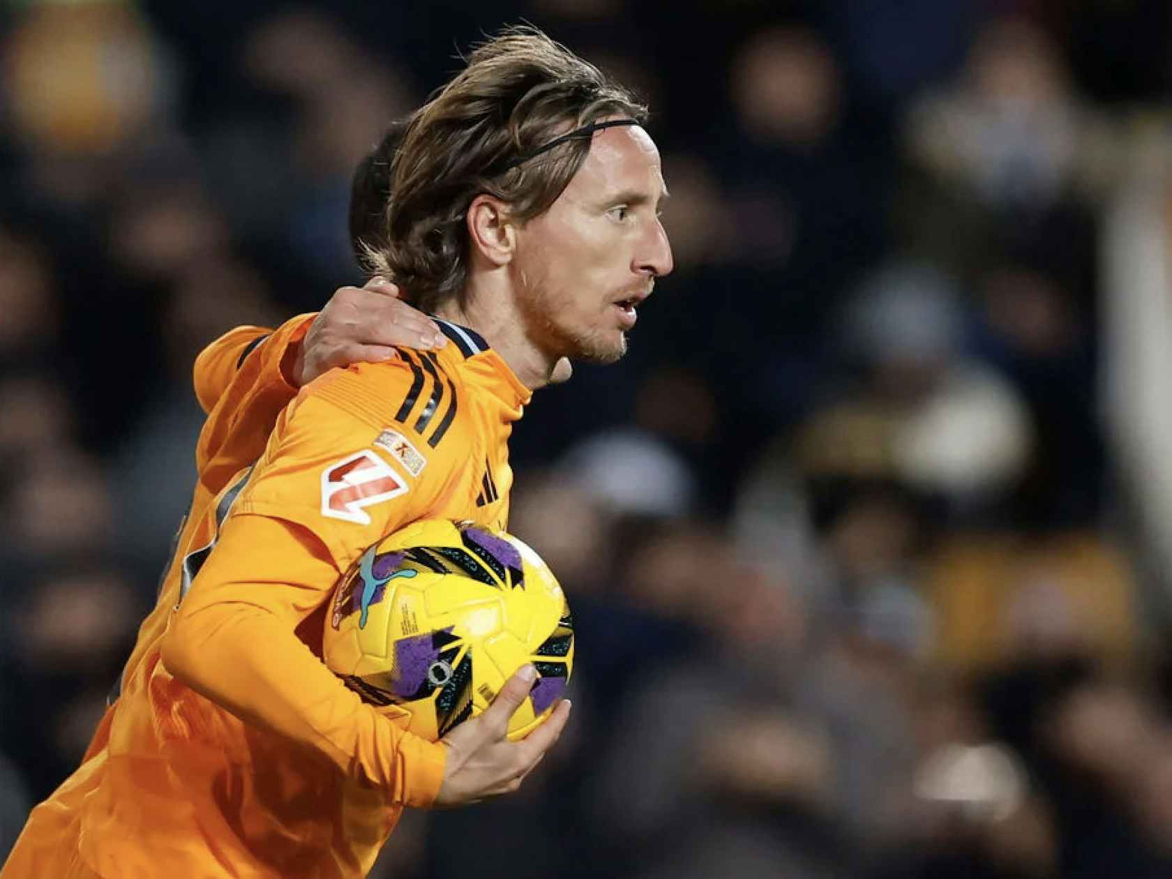 扑点+6次扑救，迈尼昂当选与国米一役米兰队内最佳球员