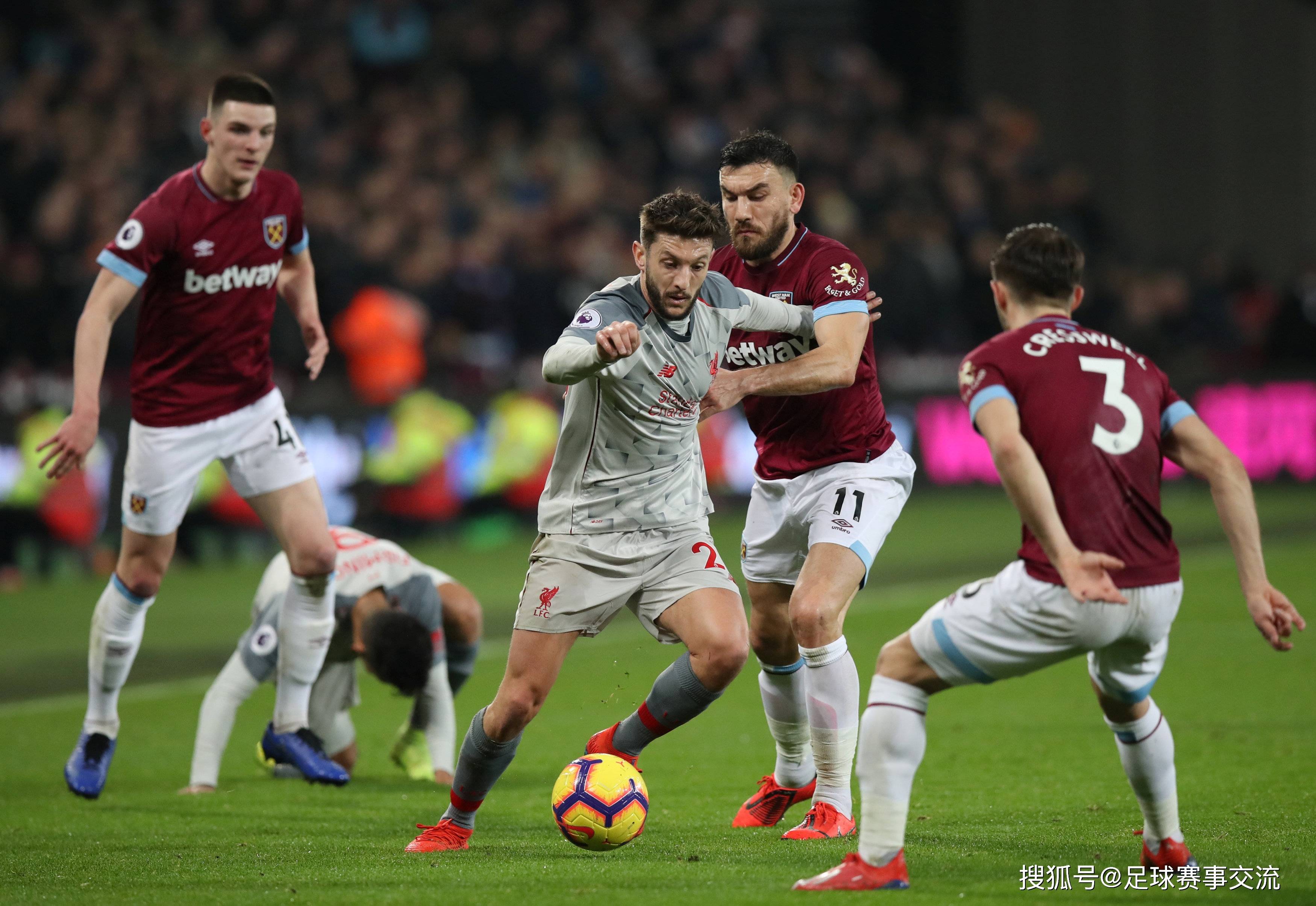 他终于等到属于自己的掌声