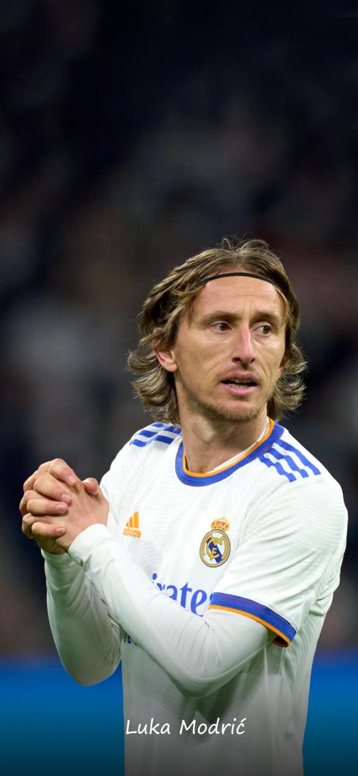 记者：邵佳一探班U22国足训练，与主帅安东尼奥相谈甚欢