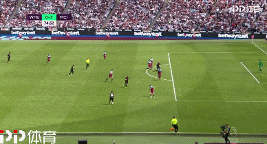 卡森：瓜帅是改变守门员角色的关键人物；埃德森的全面性无可挑剔